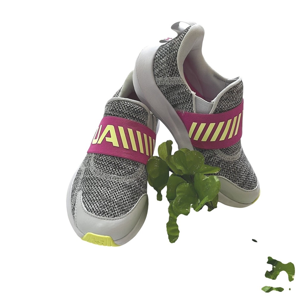 Under Armour Sneakers Girls Kids Youth Size 4.5 pink Gray Outhustle Tennis Shoes - Picture 2 of 6
